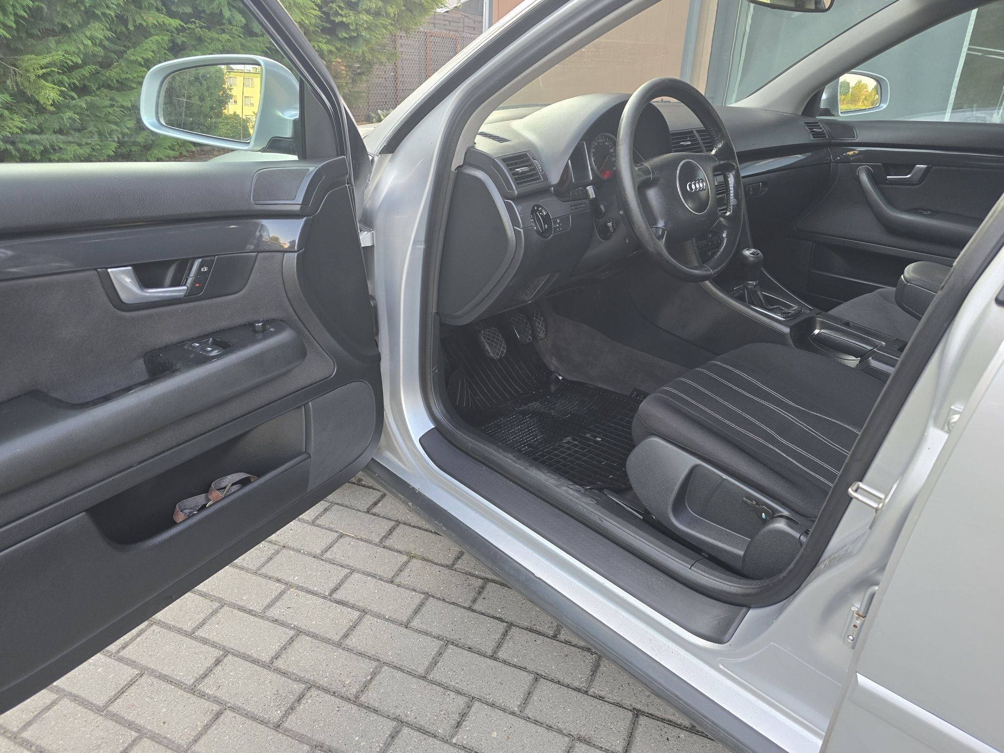 Audi a4 b6 2003r 2.0 Benzyna.Stan dobry.