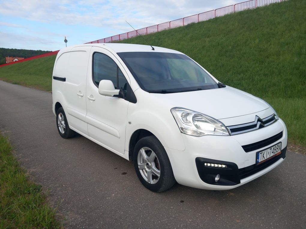 Citroen Berlingo bogate wyposażenie