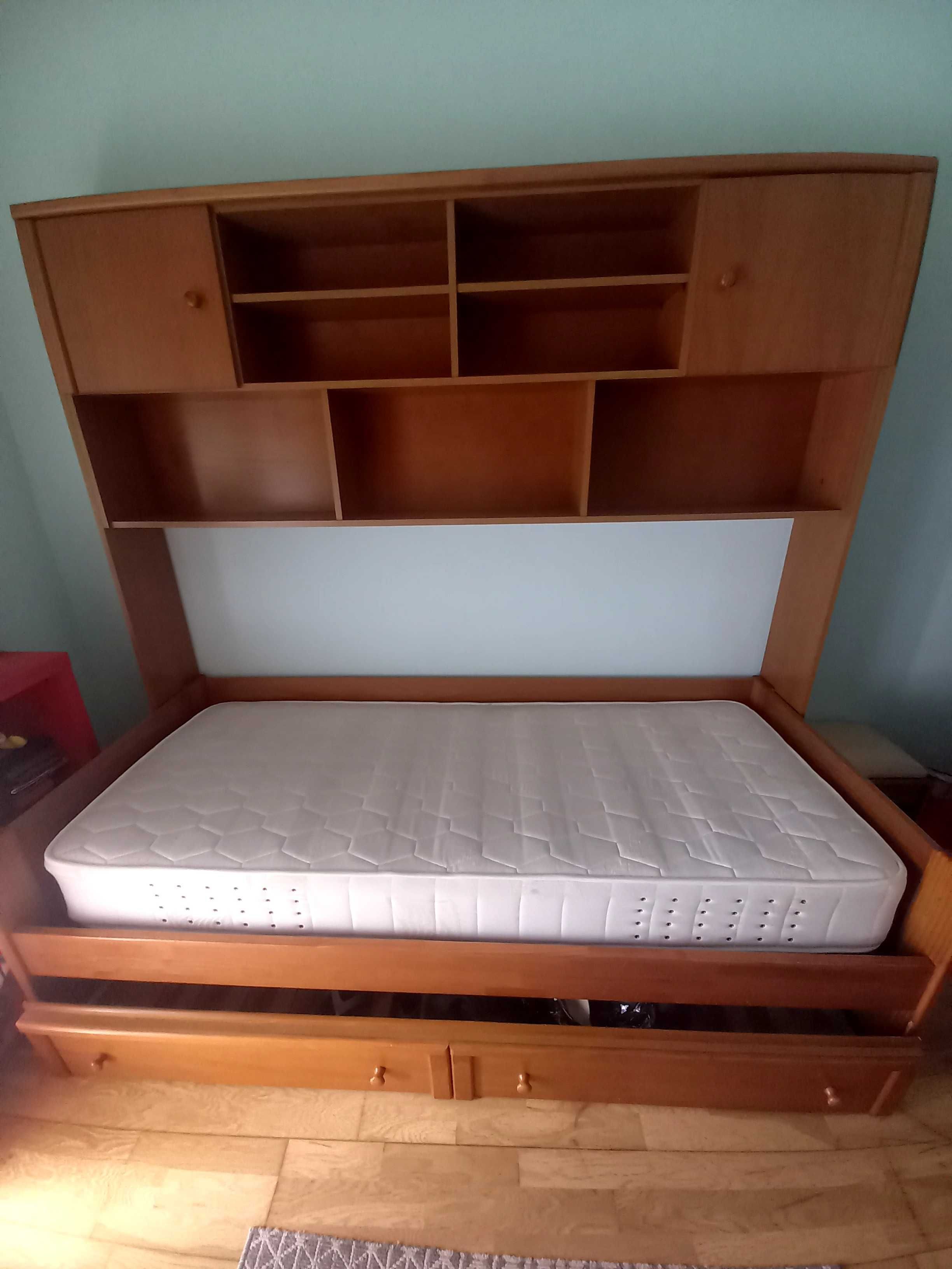 Estudio com cama dupla+ cómoda