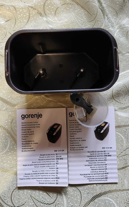 Хлібопічка GORENJE BM1210BK