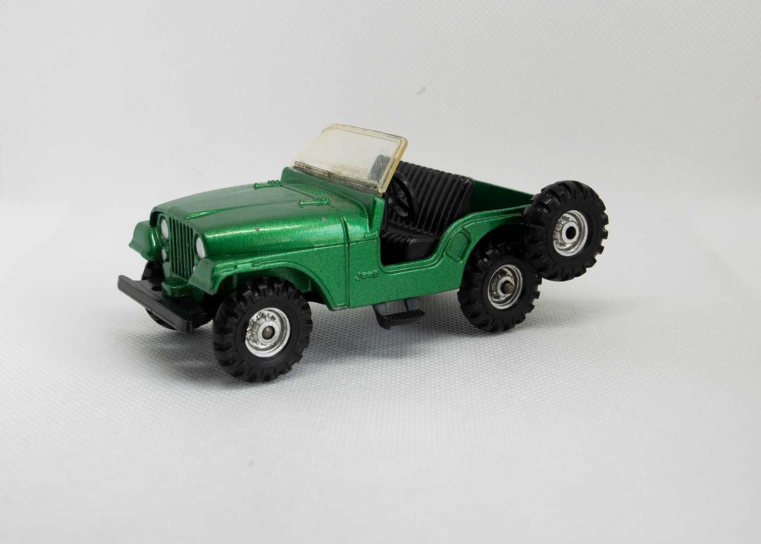 Carrinho miniatura Marca: Corgi Modelo: JEEP CJ-5