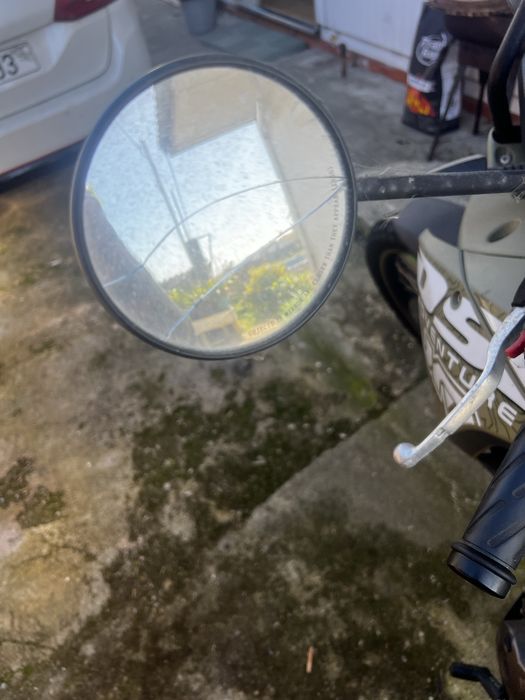 Moto UM 125 cc adventur grand tour