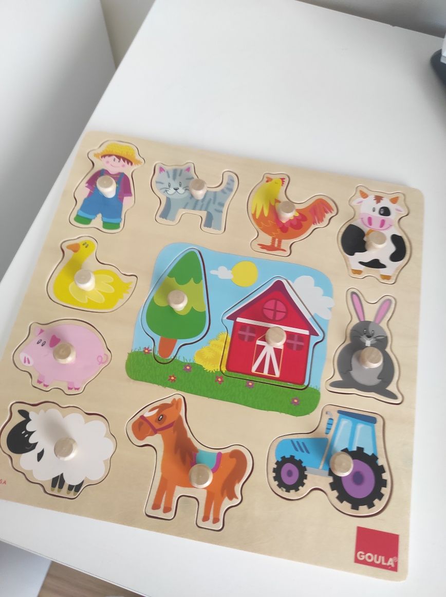 Puzzles variados criança