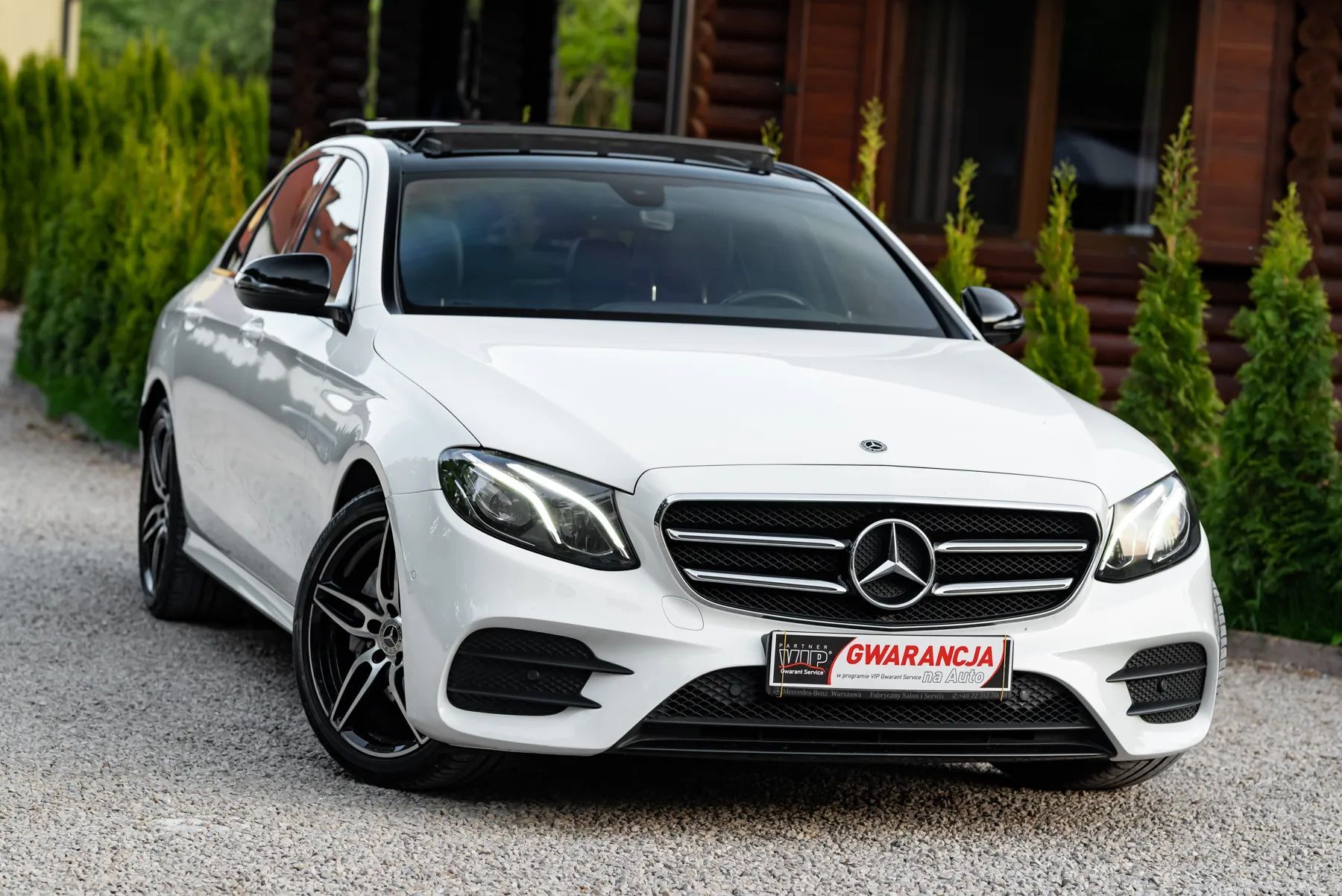 Mercedes-Benz Klasa E AMG 2.0 195KM 4MATIC Panorama Burmaster Navi Ele. Grz. Fotele Kamera