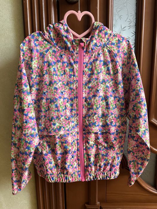 Куртка вітровка на дівчинку
