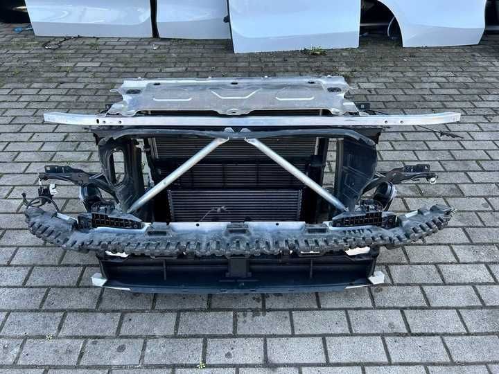 BMW X3 G01 Передня панель, телевізор