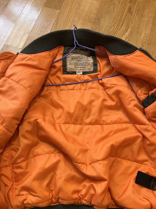 Бомбер alpha industries MA1
