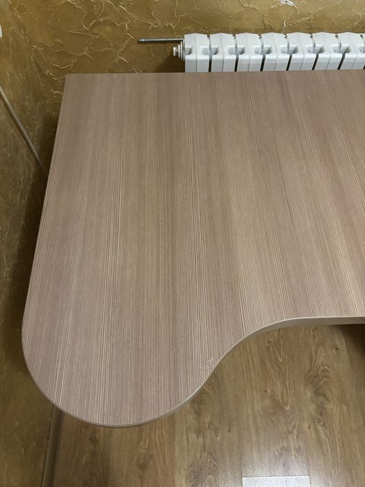 Компʼютерний/офісний стіл