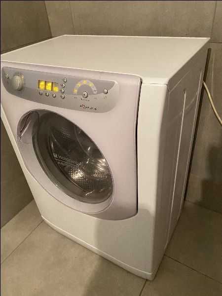 Sprzedam pralkę ARISTON Hotpoint AQUALTIS AQSF 109 EU HA