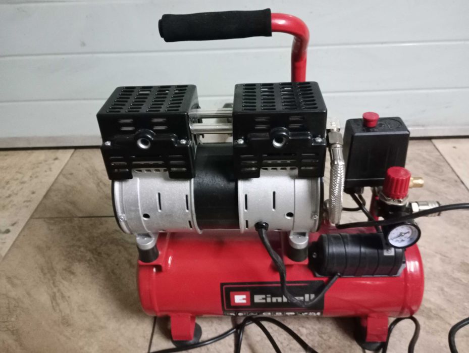 Kompresor Einhell TE-AC 6 Silent 8 BAR