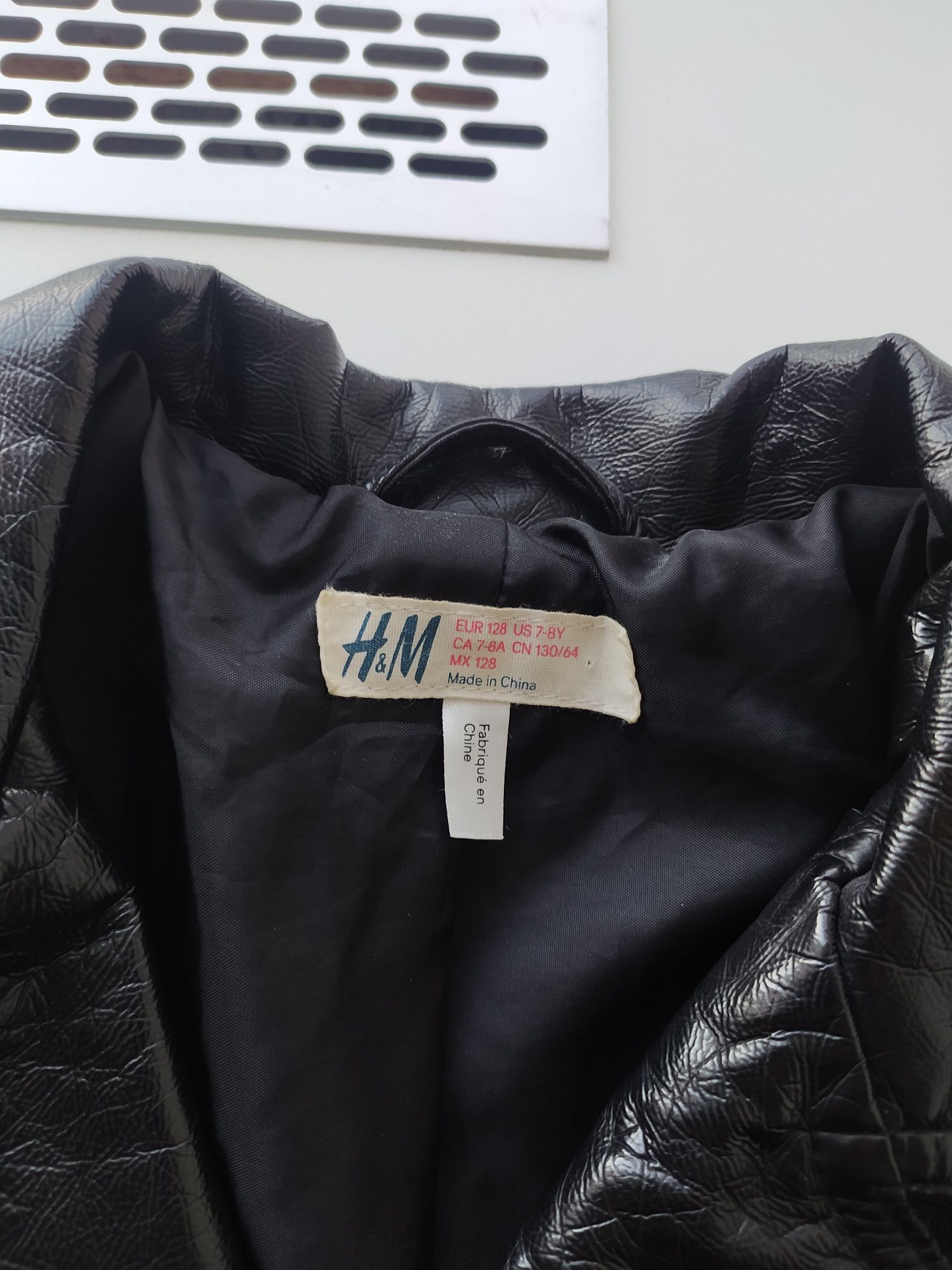 Дитяча шкіряна куртка (косуха) H&M p.128. Кожаная куртка