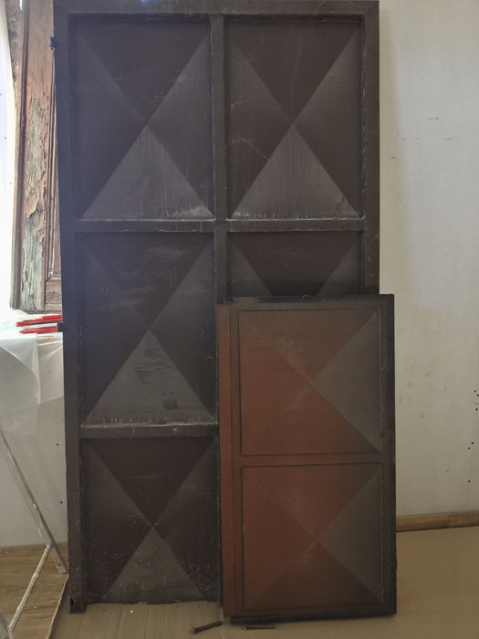 Porta de chapa antiga