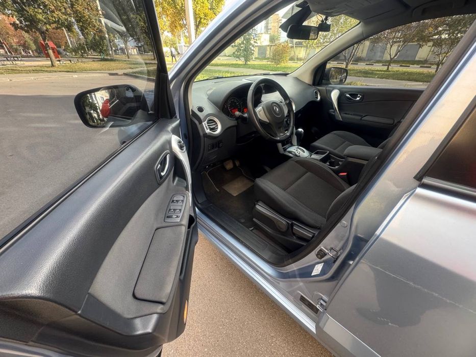 Продам свій авто Renault Koleos газ/бензин 4*4