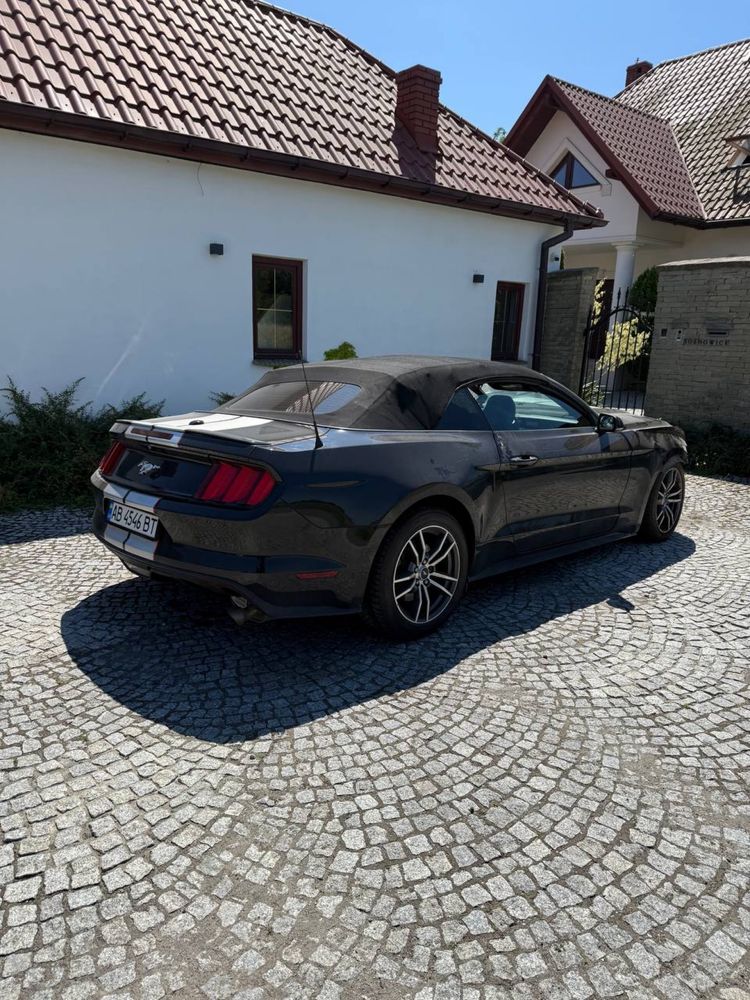 Ford Mustang VI Cabrio 2016 | 2.3 EcoBoost Turbo | Автомат