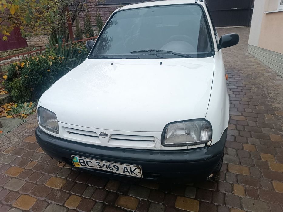 Продам Нісан мікра к11 авто машина Нісан мікра к11