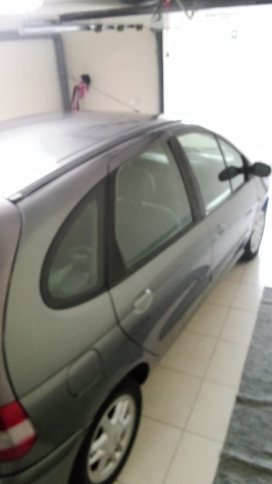 Vendo Renault Scenic 1.9 dci
