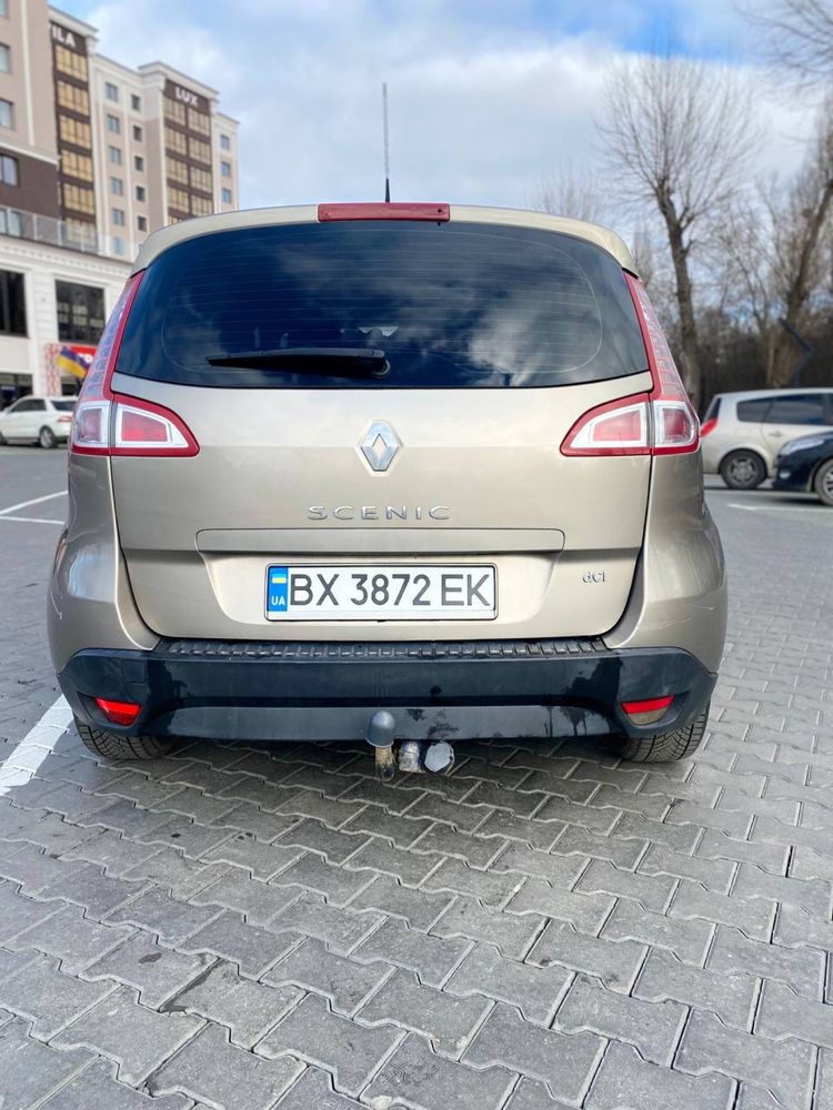 Renault Scenic 2011