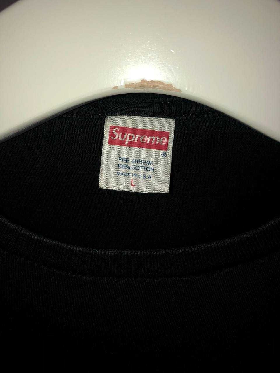 Футболка Supreme