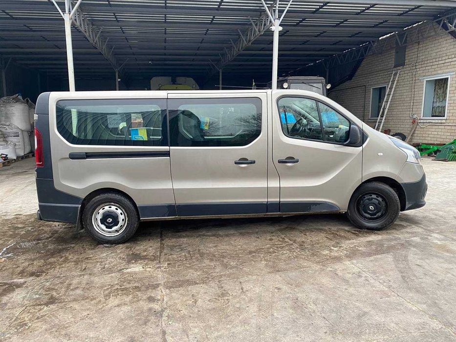 Рено Трафік пасажирський