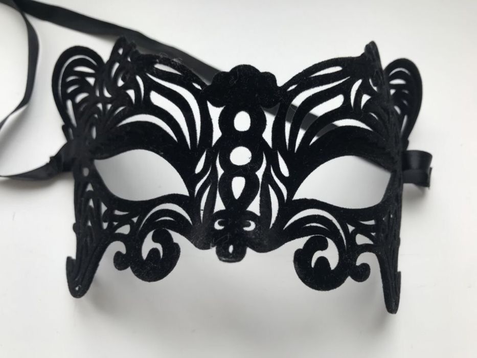 Маска для карнавалу