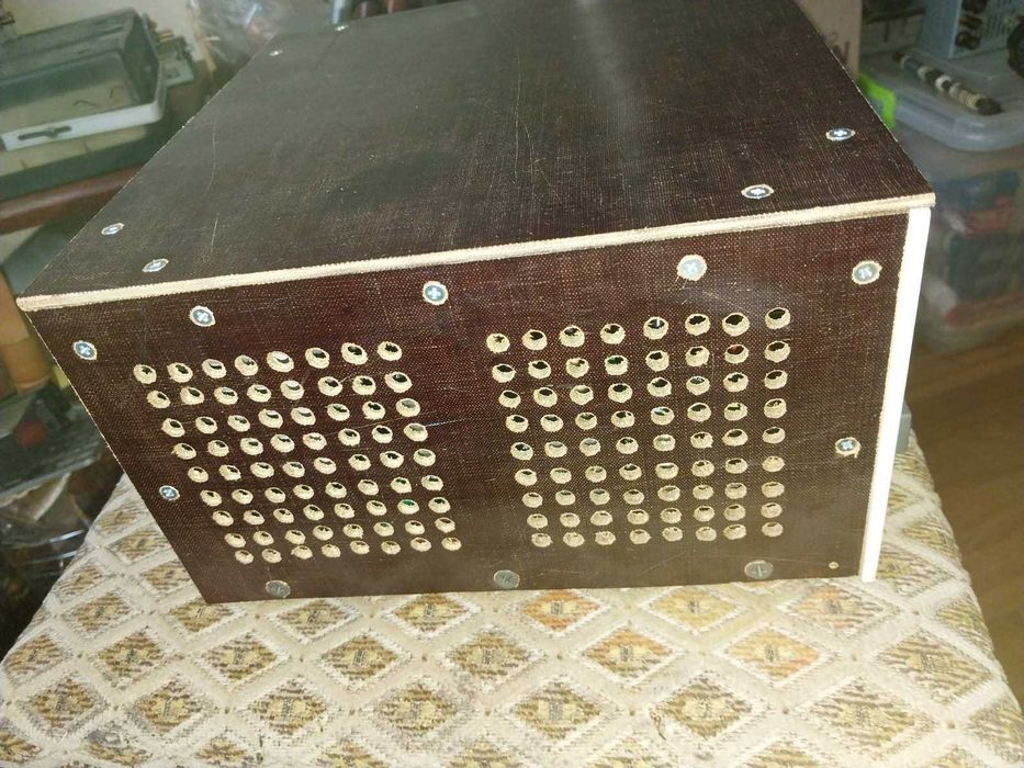 Автозарядное/блок питания: 0.9-20V/6A с защитой от к.з. и переполюсовк