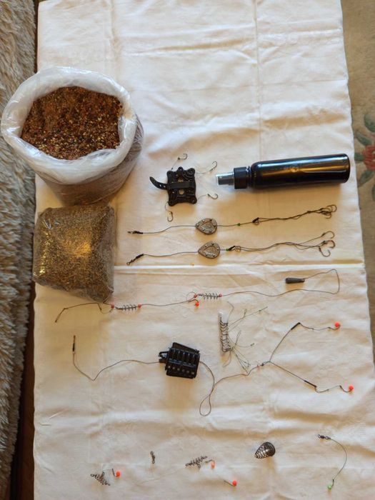 Один Лот 6штМонтажів+10штук Повідків з шнура+750грам Прикормки+Меляса!