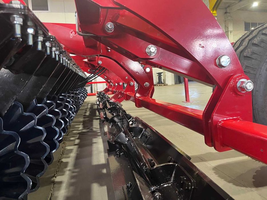 Лущильник дисковий причіпний 6,0 м демпфер диск хвилястий коток STS