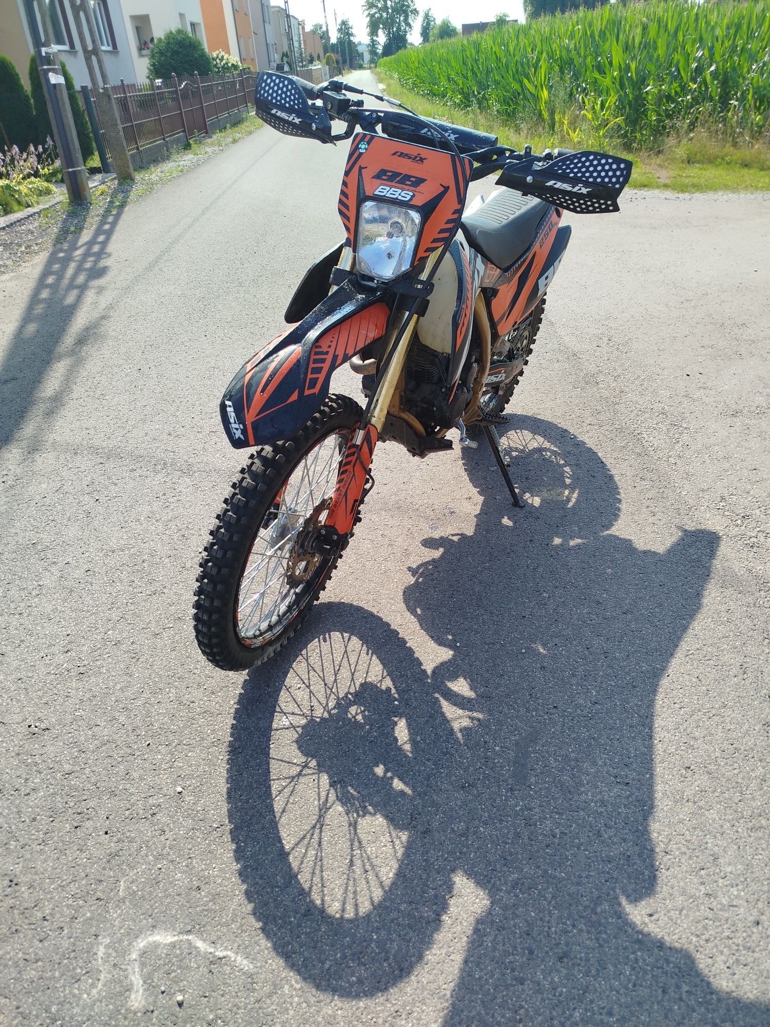 Cross ASIX 250 cc