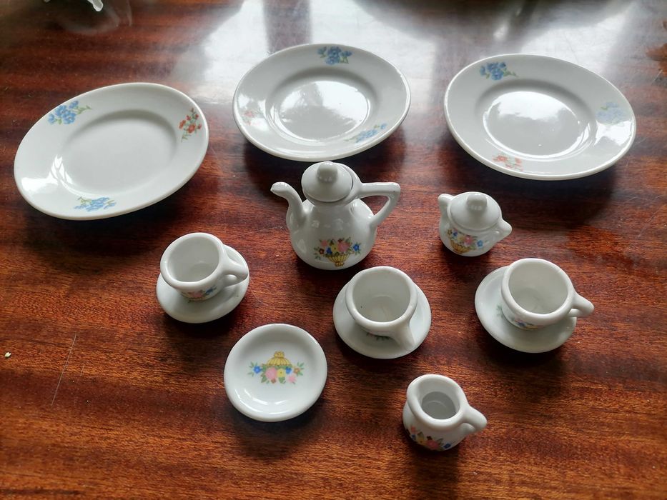 Іграшковий керамічний посуд