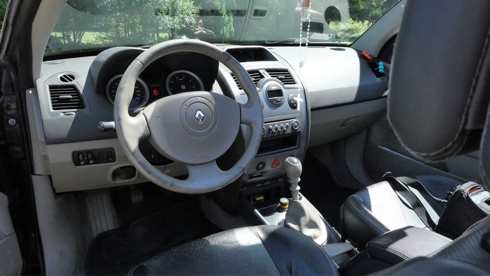 Renault Megane II Cabrio 2.0 16V | 2003 |