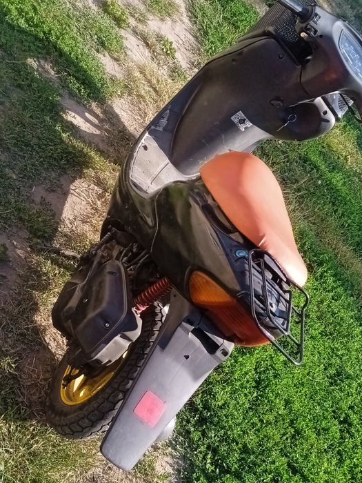 Продам скутер Honda-cezta 34