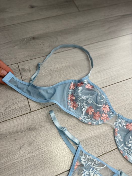 Сексуальна білизна 75-80В