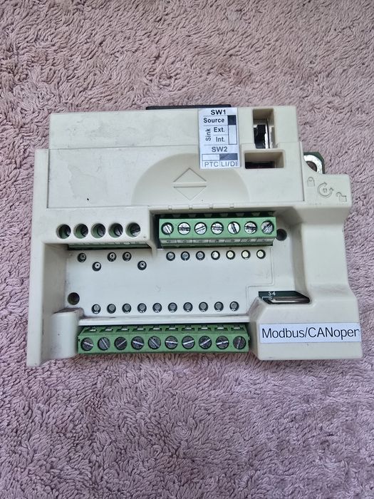 Schneider VX4A1104 Altivar modbus