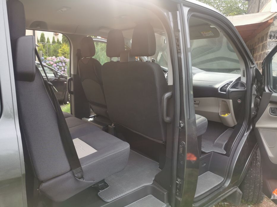 Przewóz osób okazjonalnie busem 5+1,transport  na wesele , lotnisko