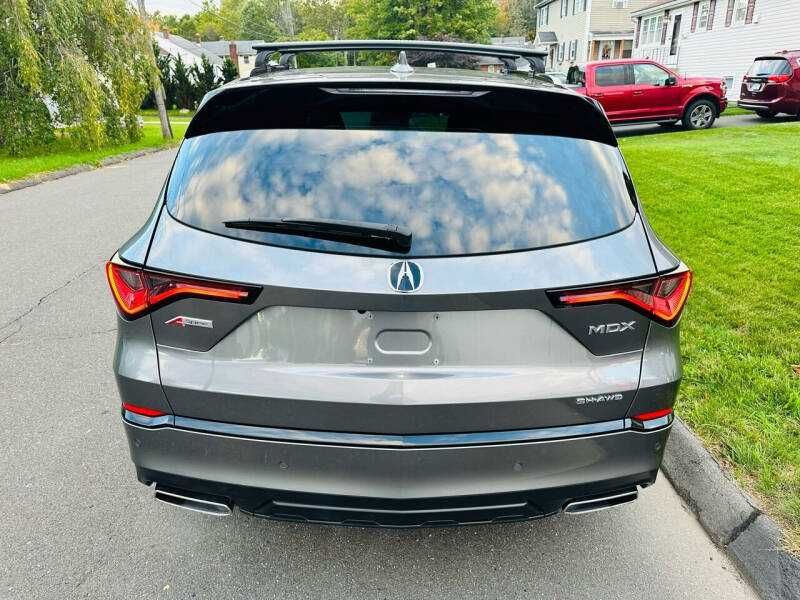 2022 Acura MDX A-spec