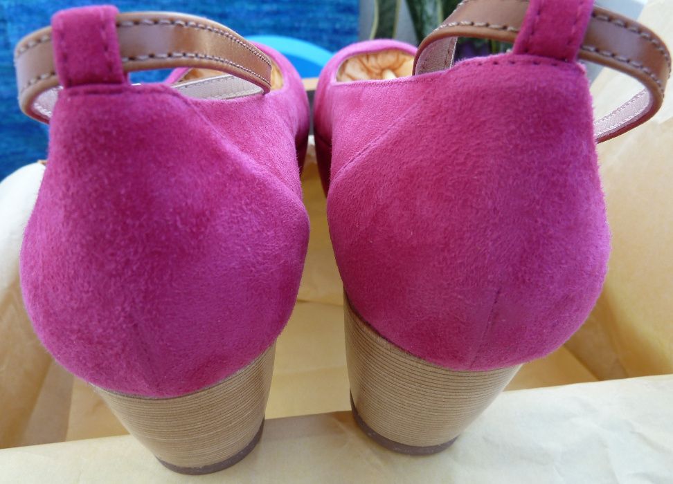 Sapatos italianos novos Tod's 37,5