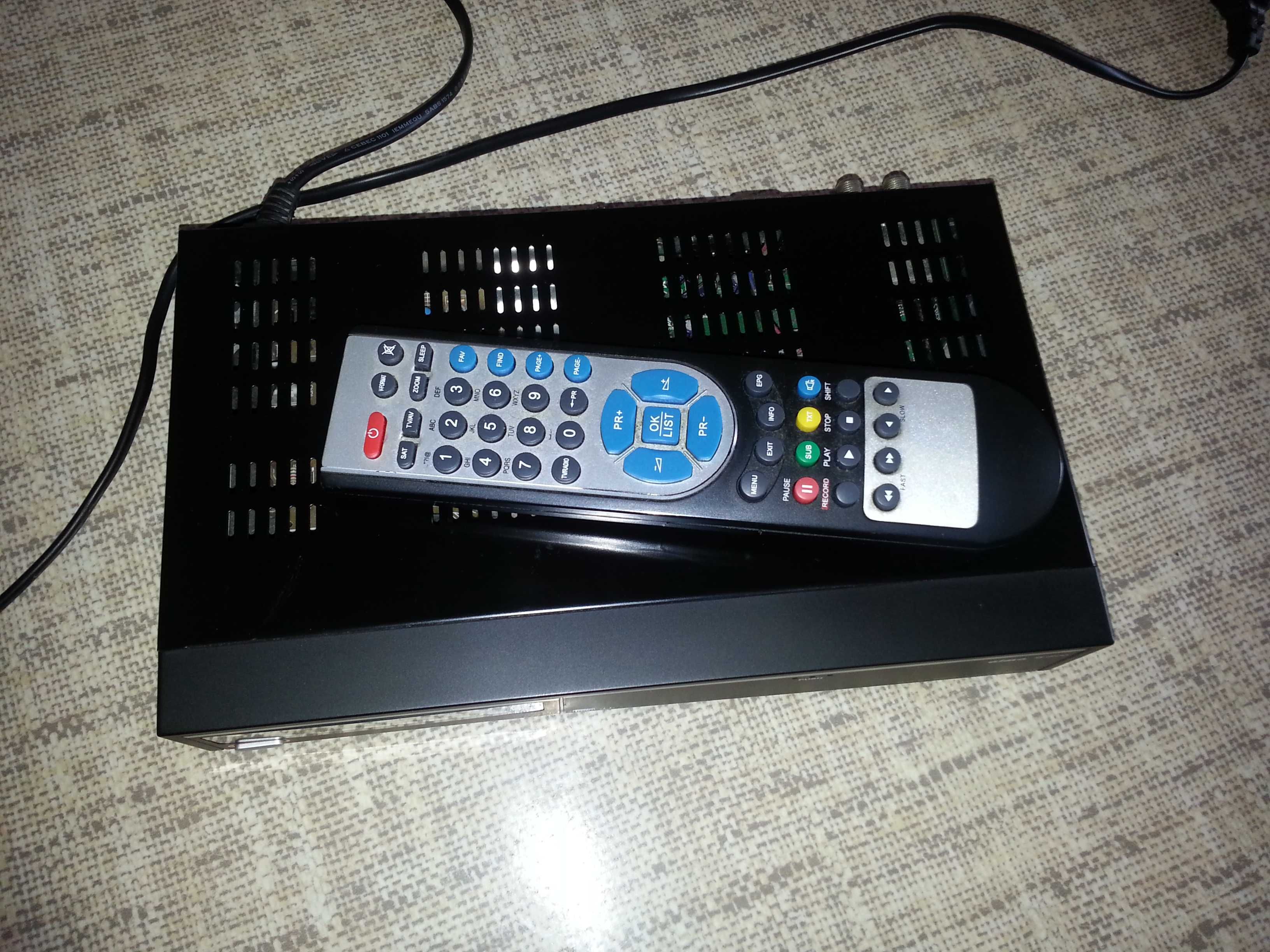 Dekoder tuner DVB-S2 ALMA s2100 CX, PVR, HD