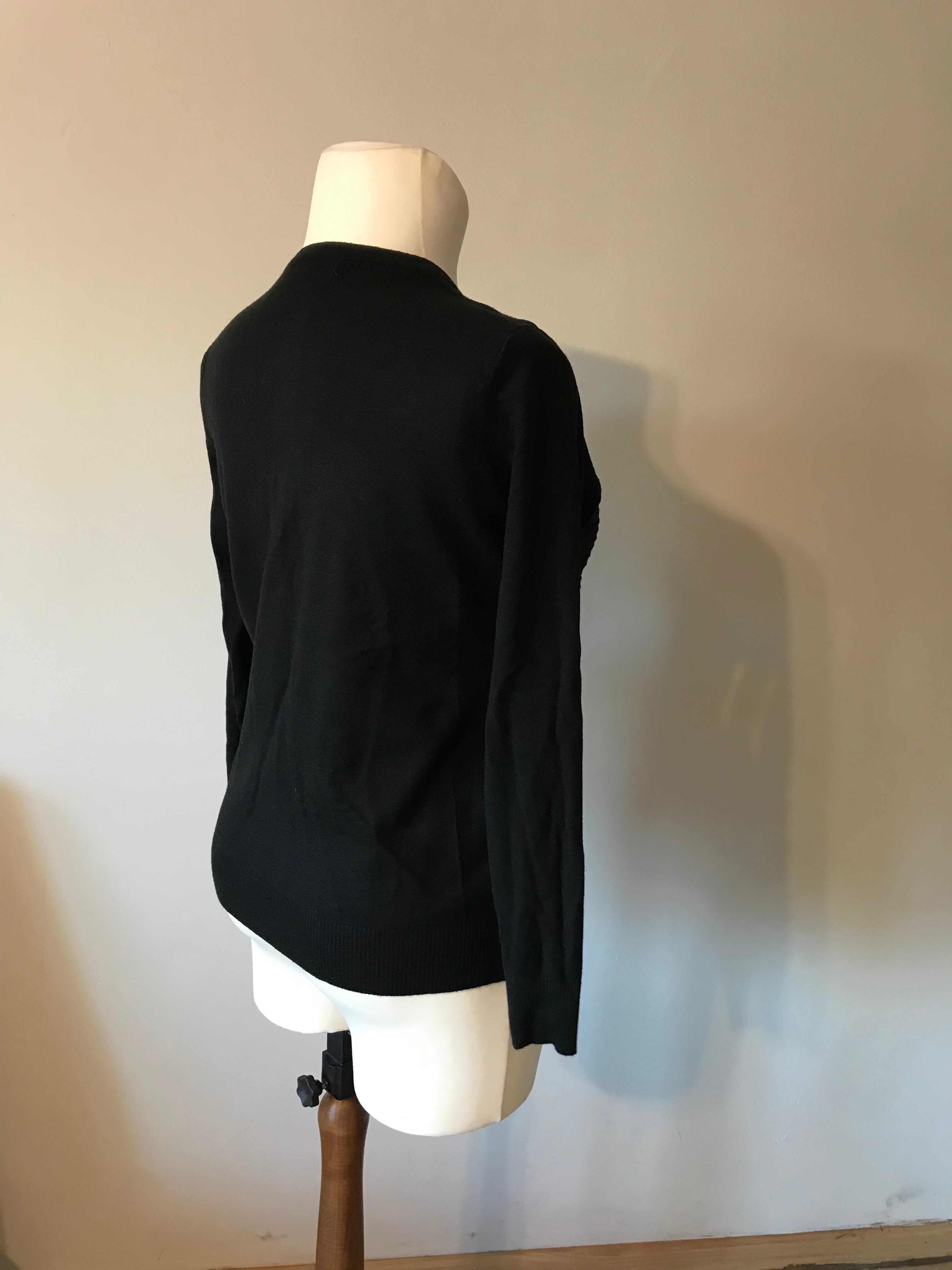 Czarny sweter w prążki z kieszeniami klasyczny r. 48/50 nowy