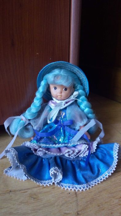 Boneca Linda Azul
