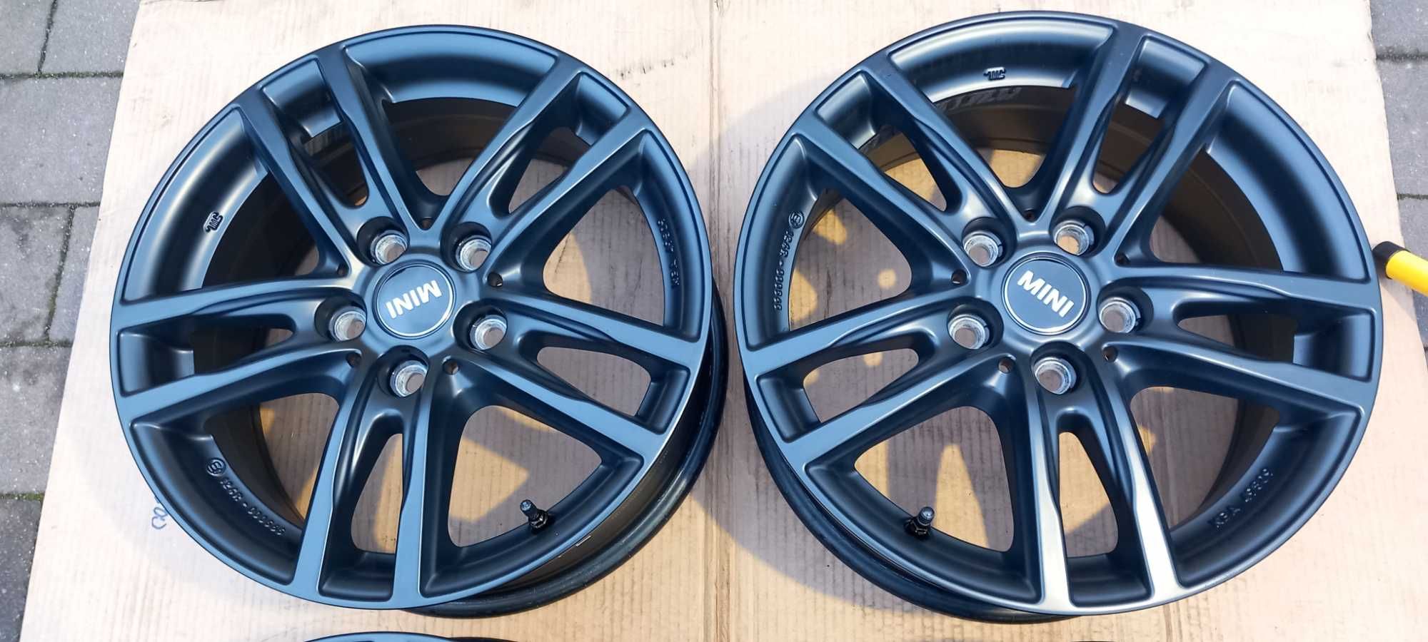 Felgi Auta VAG/VW,MINI/BMW,MERCEDES 5x112 , 7Jx16, ET52, 66.6 ,TPMS