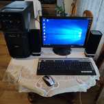 PC z monitorem22.głośnikami,myszką,kamerką