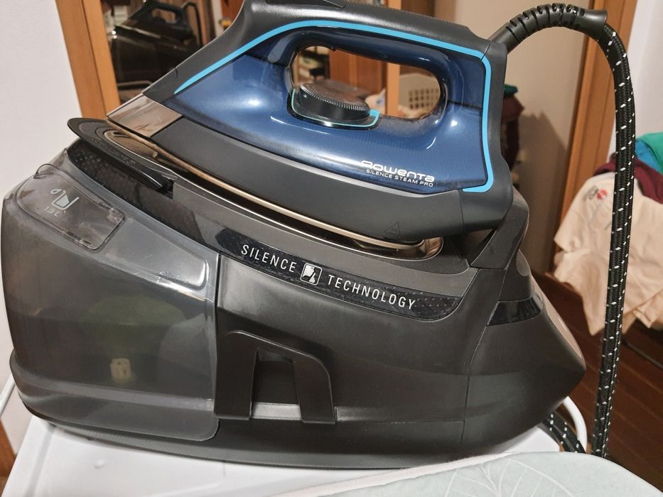 Ferro com Caldeira ROWENTA Silence Steam Pro