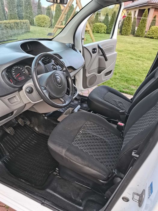 Renault Kangoo uszkodzony silnik