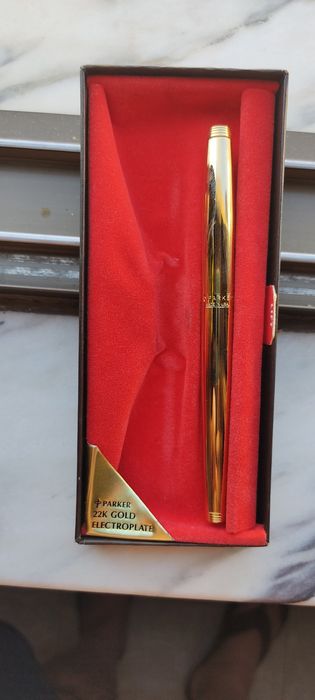 Caneta Parker ouro 22 kilates