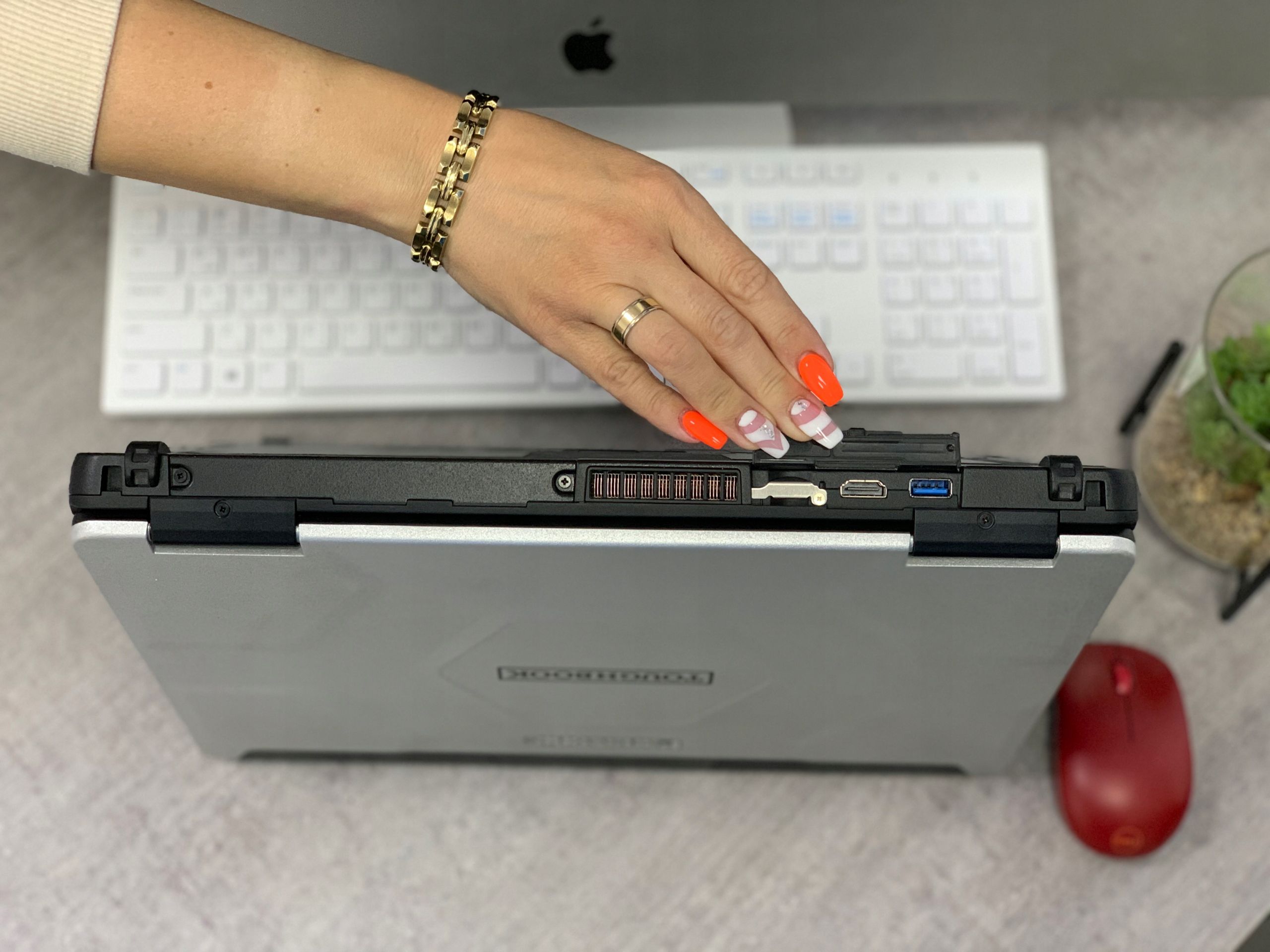 Pancerny Laptop Panasonic CF-54 i5-5300u 16GB 256SSD do Warsztatu