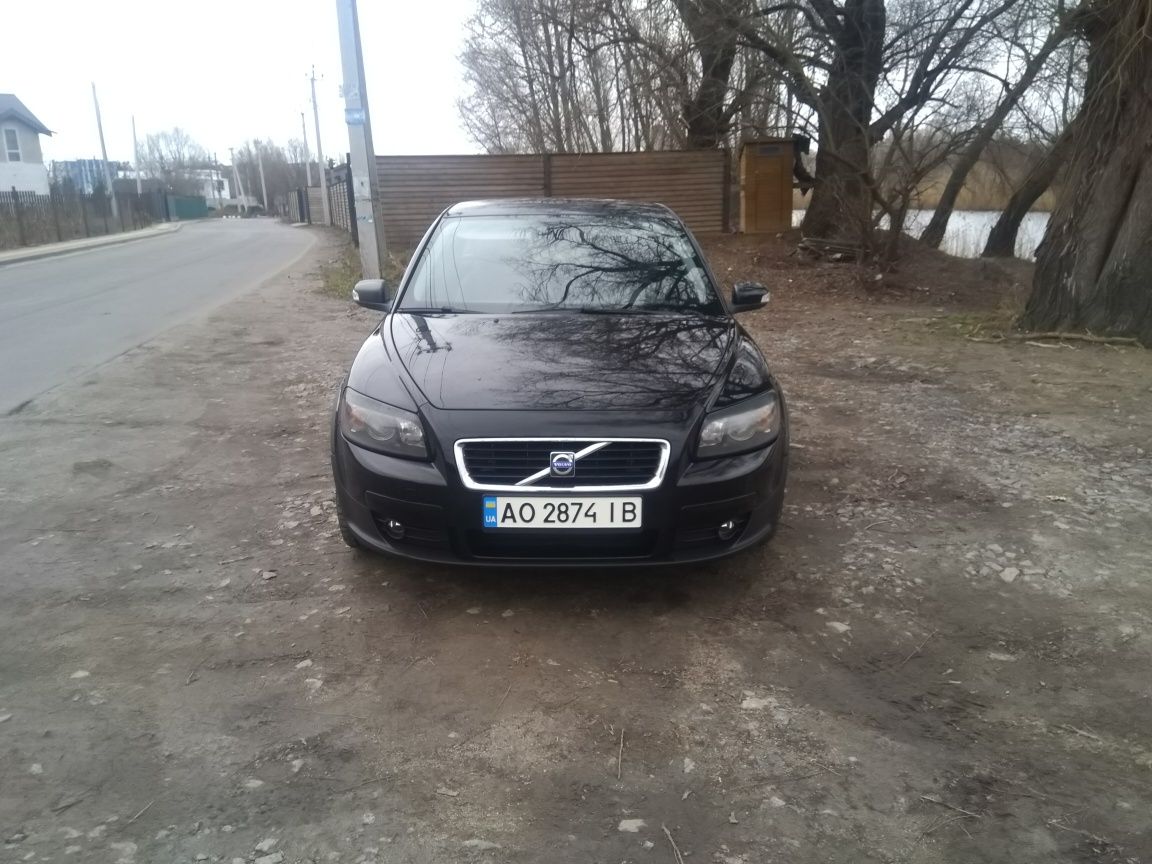 Volvo C30 1.6 бензин