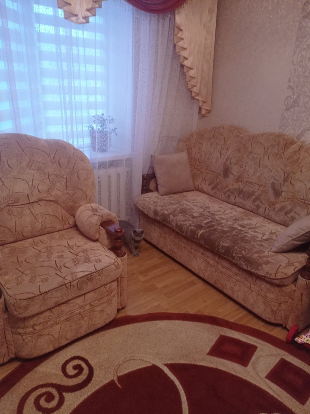 Продам диван з кріслом