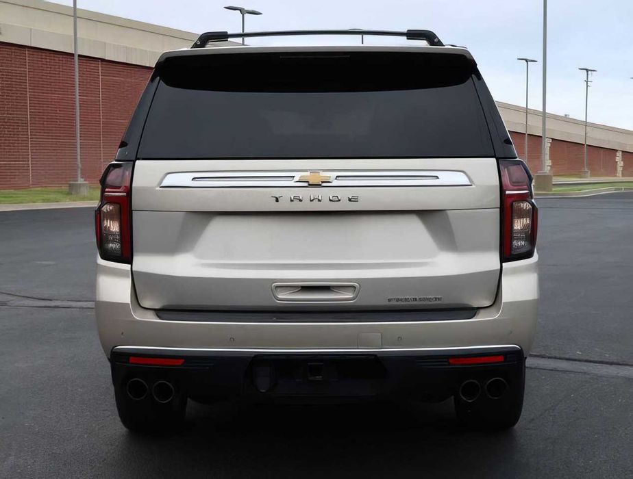 Chevrolet Tahoe      2022
