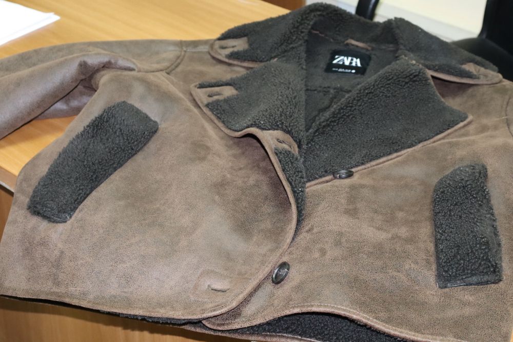 Дублянка коричнева ZARA, розмір s
