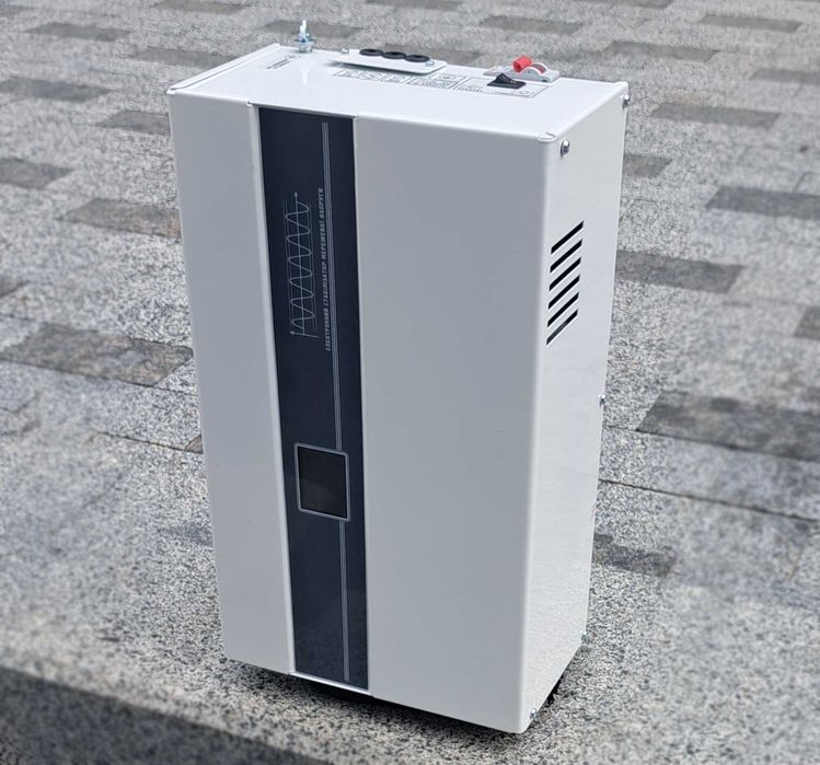 Стабілізатор напруги Warta 10кВт, симісторний